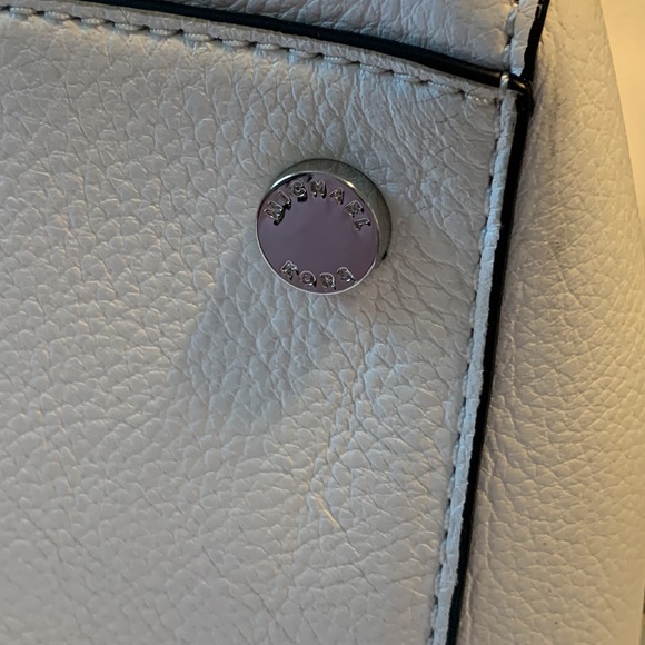 Michael Kors Hand Bag - Picture 14 of 14